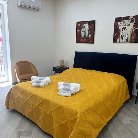 Travelers Cove - Quartieri Spagnoli Неаполь Экстерьер фото